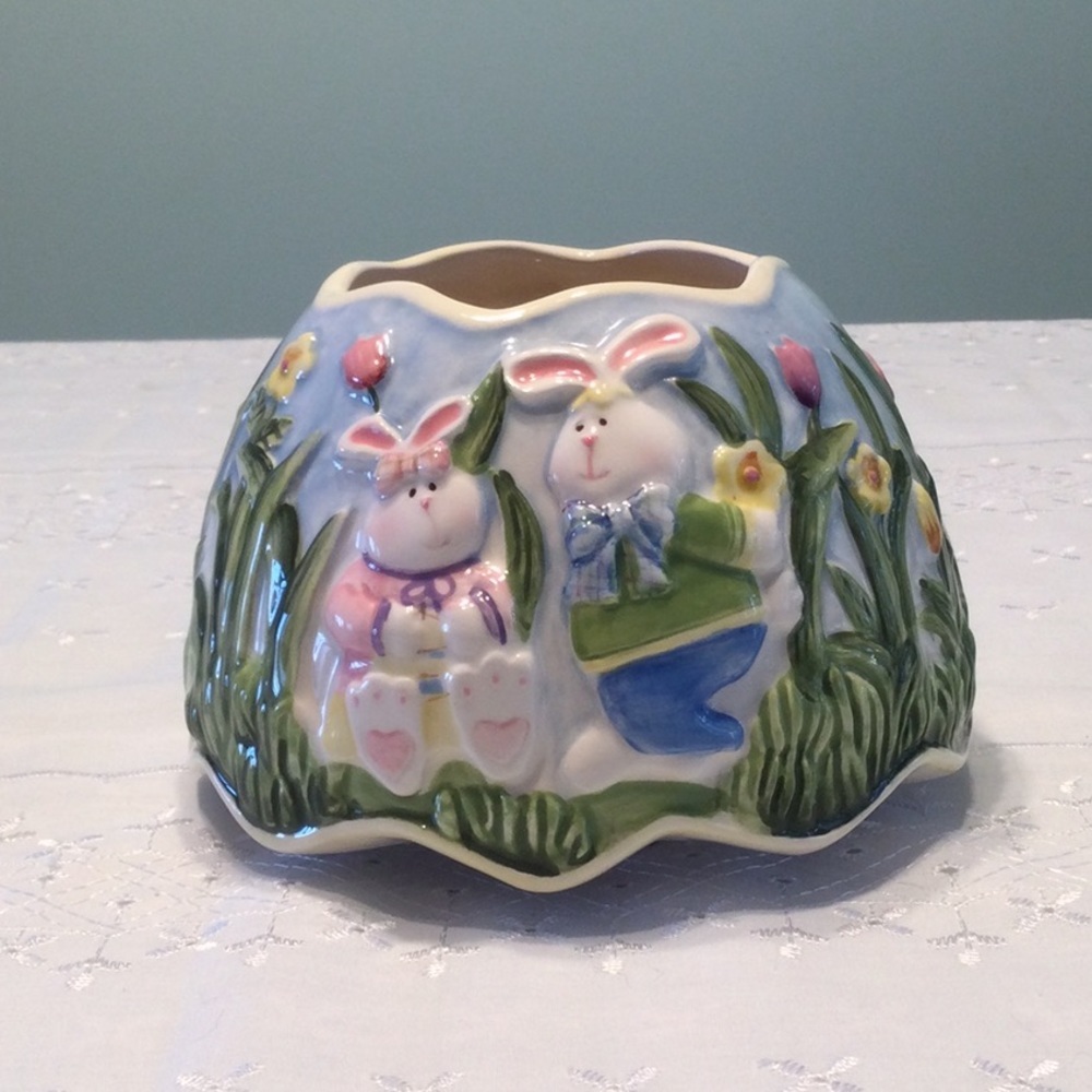 Home Interiors And Gifts Licensed Candle Jar Topper Product Easter Bunnies​